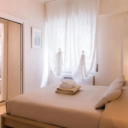 Gold House Guest house La Spezia