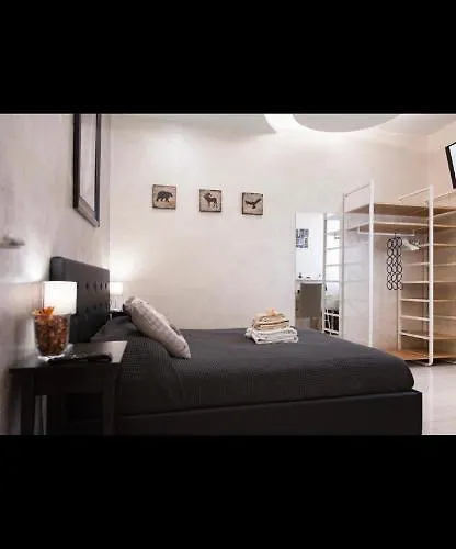 بيت ضيافة Gold House لا سبيتسْيا