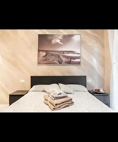 بيت ضيافة Gold House لا سبيتسْيا