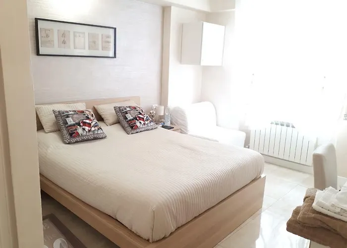 بيت ضيافة Gold House 3*
